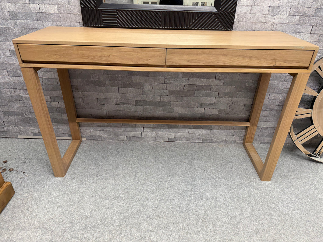 A charming dressing table that blends timeless style with practical functionality. It has minor signs of use but nothing major. Two generous drawers provide convenient storage for your essentials, making it both a decorative and hardworking addition to any bedroom.

Delivery Available

Overall Dimensions

140cm wide x 40cm deep x 85cm high     
