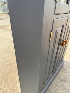 Pine Corner Unit