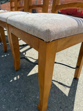 Load image into Gallery viewer, 4 x Dining Chairs
