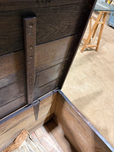 Load image into Gallery viewer, Victorian Style Blanket Box
