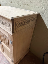 Load image into Gallery viewer, Stripped Hifi Unit
