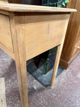 Load image into Gallery viewer, Oak Console Table
