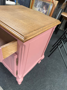 Oak Bedside