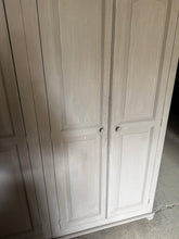 Load image into Gallery viewer, Quadruple Wardrobe
