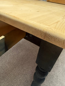 'Oxford Green' Pine Table