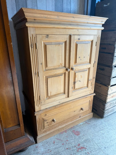 This lovely solid pine wardrobe for children is sturdy and well-maintained. While it shows some signs of use, these are minor and don’t detract from its charm. It features plenty of storage space with a hanging rail, a removable shelf, and a spacious dovetail jointed drawer. This does come into 2 for easier moving.

Overall Dimensions

100cm wide x 60cm deep x 144.5cm high

DELIVERY AVAILABLE      

HAVE THIS PAINTED A COLOUR OF YOUR CHOICE FOR AN EXTRA £80 OR HAVE IT COMPLETELY STRIPPED BACK FOR JUST £90  