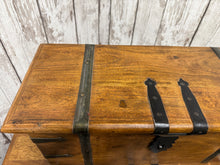 Load image into Gallery viewer, Small Wooden Trunk
