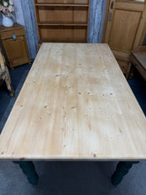 Load image into Gallery viewer, &#39;Oxford Green&#39; Pine Table
