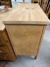 Load image into Gallery viewer, Oak Chest Of Drawers
