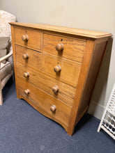 Load image into Gallery viewer, Oak Chest Of Drawers
