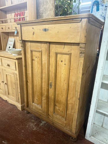 This charming antique pine cupboard is solidly built and in good condition for its age. While it shows a few minor signs of wear, nothing is overly noticeable. It features a long drawer with dovetail joints above a double cupboard, which includes two shelves inside. It also comes with its two original keys, adding to its authentic appeal.

Overall Dimensions

89.5cm wide x 49cm deep x 130.5cm high

DELIVERY AVAILABLE      

For our other items see our website https://fossewayfurniture.co.uk

collection from