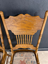Load image into Gallery viewer, 2 x American Pine Chairs
