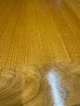 Load image into Gallery viewer, Oak Extendable Table
