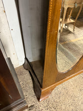 Load image into Gallery viewer, Edwardian Style Compactum
