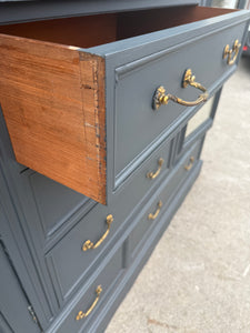 Compactum Wardrobe