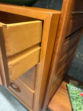 Load image into Gallery viewer, Ladderax Unit
