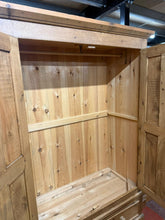 Load image into Gallery viewer, Country Pine Wardrobe
