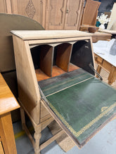 Load image into Gallery viewer, Small Oak Bureau
