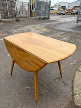 Load image into Gallery viewer, Ercol Dining Table
