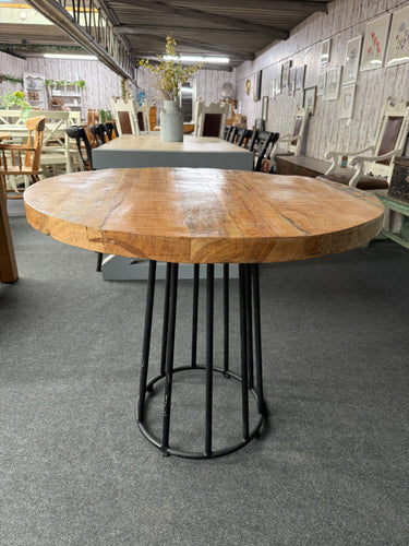 Expertly crafted for both durability and style, this industrial round dining table is built to last. Despite some slight surface imperfections, this table is in excellent shape and can accommodate up to four individuals. The added bonus of being able to apply an exterior varnish means this table can even be enjoyed outdoors, making it a versatile addition to any living space.

Overall Dimensions

90cm wide x 91cm deep x 77.5cm high

DELIVERY AVAILABLE      

For our other items see our website https://fosse