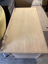 Load image into Gallery viewer, Stripped Oak Drawers
