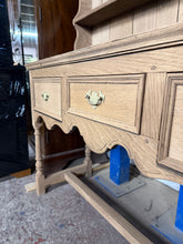 Load image into Gallery viewer, Stripped Oak Dresser
