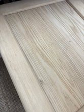 Load image into Gallery viewer, Oak Blanket Box
