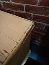 Load image into Gallery viewer, Solid Pine Blanket Box

