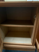 Load image into Gallery viewer, 2 x Bedsides
