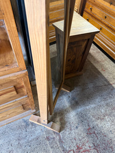Freestanding Mirror