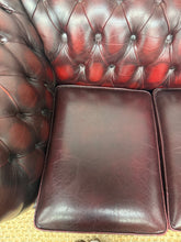 Load image into Gallery viewer, Oxblood Chesterfield
