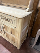 Load image into Gallery viewer, Stripped Oak Dresser
