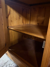 Load image into Gallery viewer, Solid Pine Dresser
