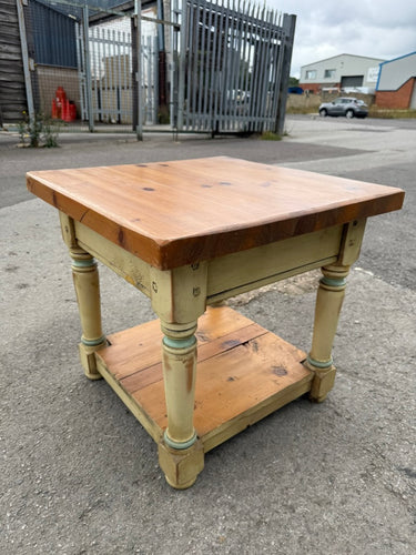 This charming solid pine side table features a light green distressed paint finish applied by its previous owners, which might benefit from a little touch-up or a gentle sanding. It also includes a convenient lower shelf for extra storage.

Overall Dimensions

61cm wide x 61cm deep x 56.5cm high

DELIVERY AVAILABLE      

For our other items see our website https://fossewayfurniture.co.uk

collection from our shop at cv36, our collection zone at bs36 or otherwise delivery is available
