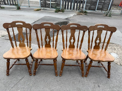 This delightful set of four wooden dining chairs are solidly built and in generally good shape. They feature a few minor marks, but nothing significant.

Overall Dimensions

approx : 45cm wide x 43cm deep x 93cm high

DELIVERY AVAILABLE      

HAVE THIS PAINTED A COLOUR OF YOUR CHOICE FOR AN EXTRA £100 OR HAVE IT COMPLETELY STRIPPED BACK FOR JUST £120    

For our other items see our website https://fossewayfurniture.co.uk

collection from our shop at cv36, our collection zone at bs36 or otherwise delivery 