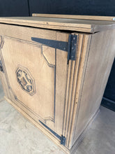 Load image into Gallery viewer, Oak Cupboard
