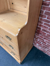Load image into Gallery viewer, Victorian Pine Compactum
