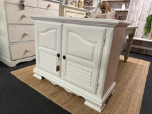 Load image into Gallery viewer, Wooden Cupboard
