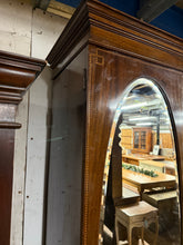 Load image into Gallery viewer, Edwardian Style Compactum
