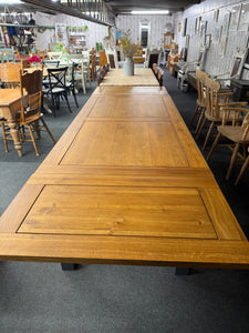 Oak Furniture Land Highgate Extending Table