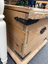 Load image into Gallery viewer, Pine Blanket Box
