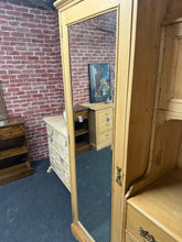Load image into Gallery viewer, Victorian Pine Compactum
