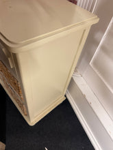 Load image into Gallery viewer, Cream Bathroom Unit
