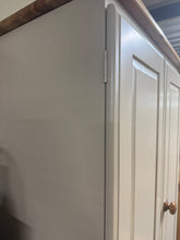 Load image into Gallery viewer, Solid Pine Wardrobe
