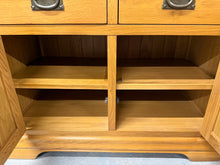 Load image into Gallery viewer, Oak Furniture Land Dresser
