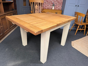 Oak Extendable Table