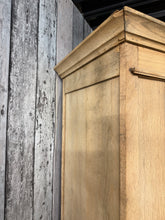 Load image into Gallery viewer, Stripped Oak Wardrobe
