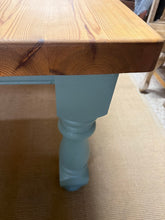 Load image into Gallery viewer, Chunky 7ft Pine Table
