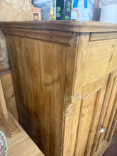 Load image into Gallery viewer, Antique Pine Cupboard
