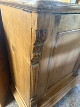 Load image into Gallery viewer, Antique Pine Cupboard
